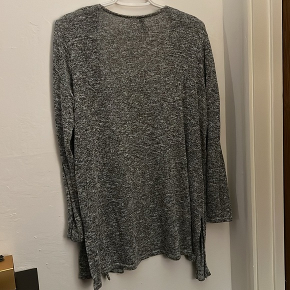 Divided Lightweight Black/White/Gray Threaded Cardigan - Picture 5 of 5